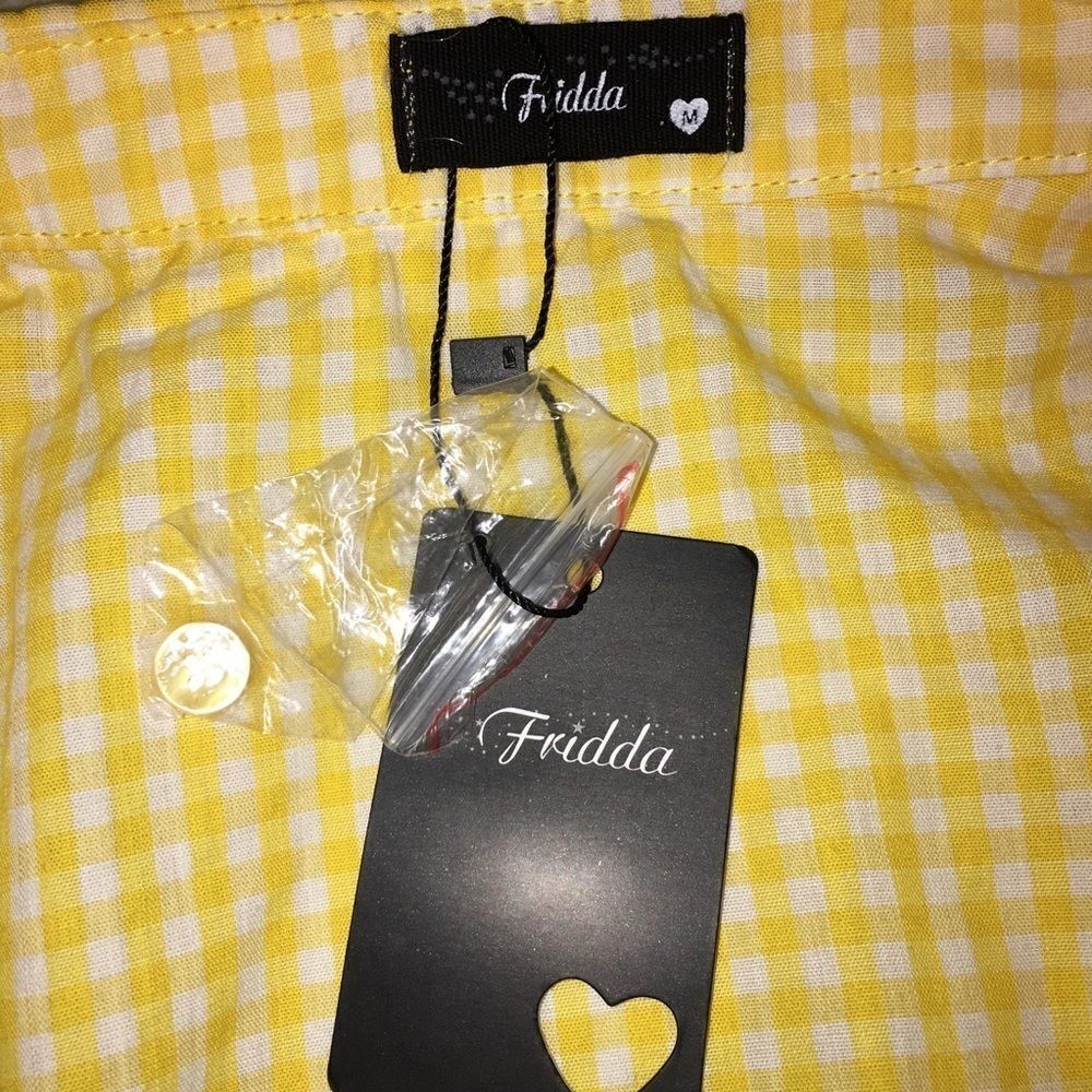 Fridda cold shoulder yellow button up top M NWT - Picture 7 of 7